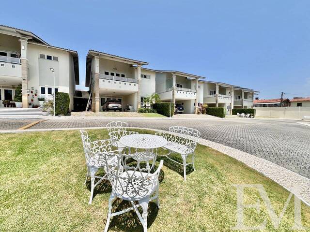 #5 - Casa em condomínio para Venda em Fortaleza - CE