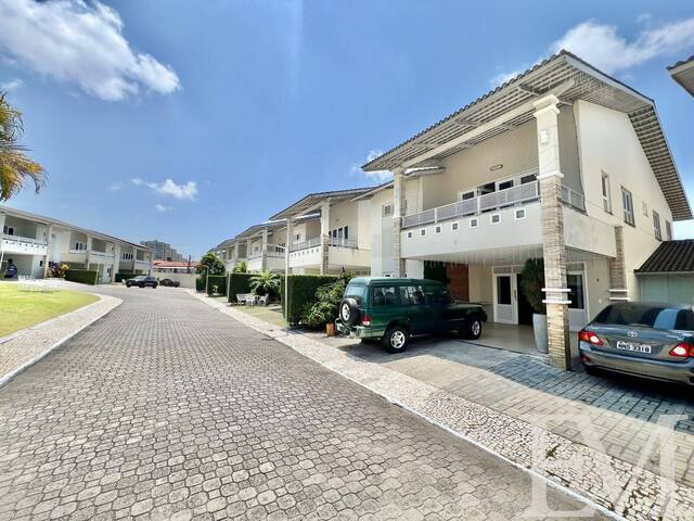 #5 - Casa em condomínio para Venda em Fortaleza - CE