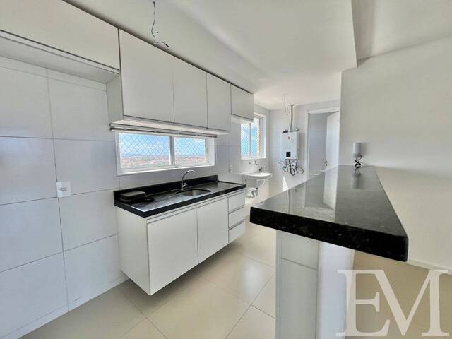 Apartamento para Venda em Fortaleza - 5