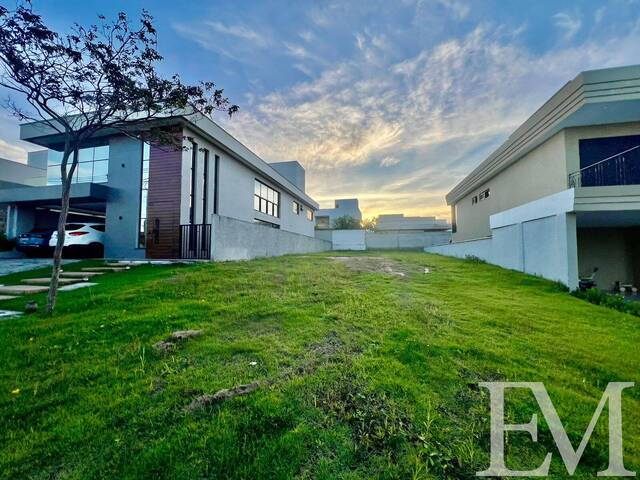 #124 - Terreno em condomínio para Venda em Eusébio - CE